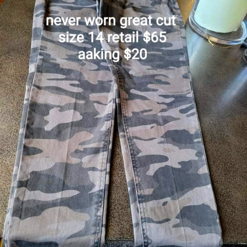 Camouflage pants